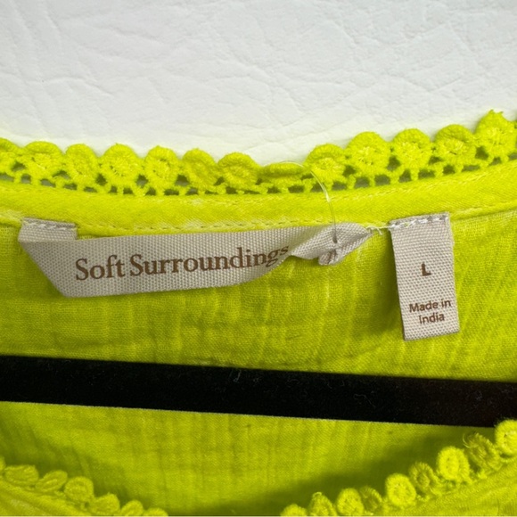 Soft Surroundings Neon Yellow Gauze Crochet Back Top size L nwt - Picture 4 of 10